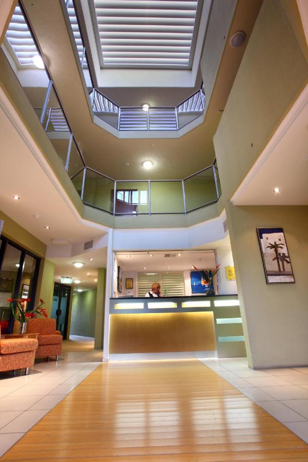 Caloundra Central Apartment Hotel Official Eksteriør bilde
