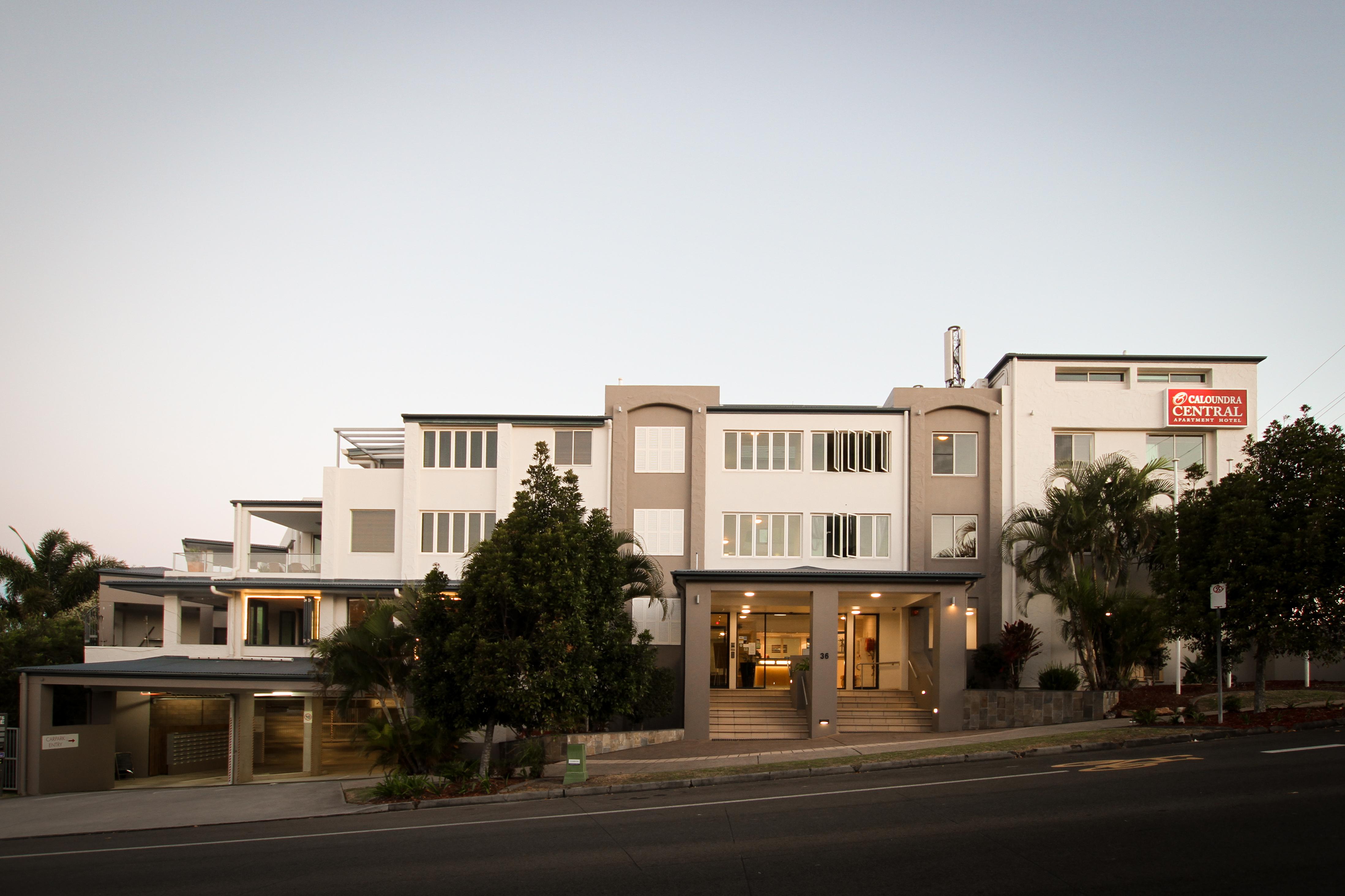 Caloundra Central Apartment Hotel Official Eksteriør bilde