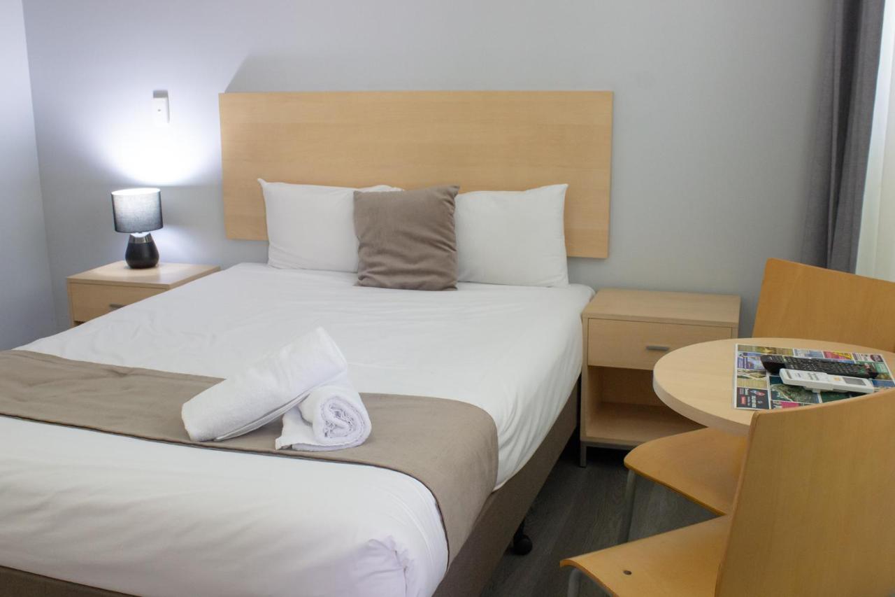 Caloundra Central Apartment Hotel Official Eksteriør bilde
