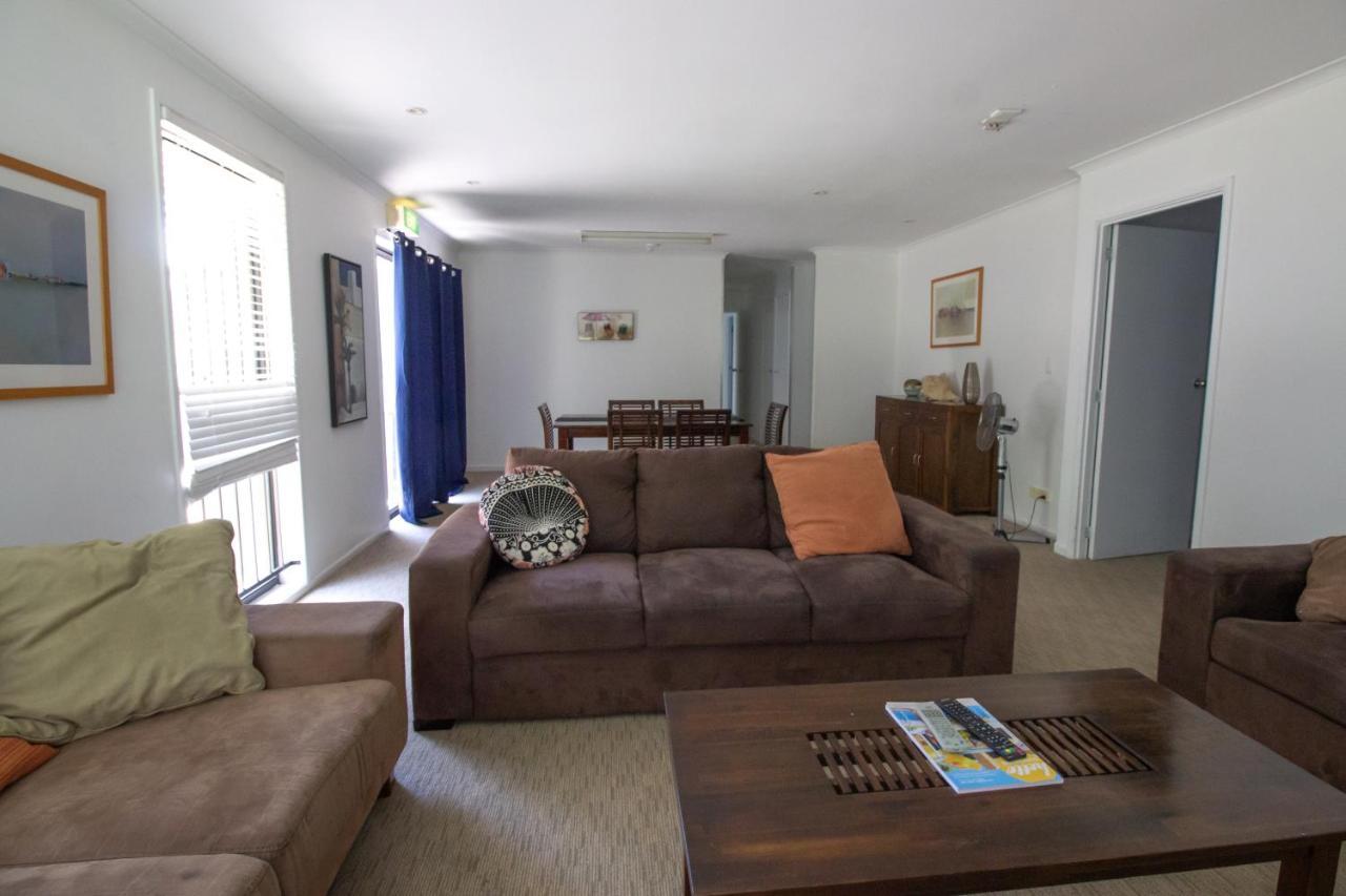 Caloundra Central Apartment Hotel Official Eksteriør bilde