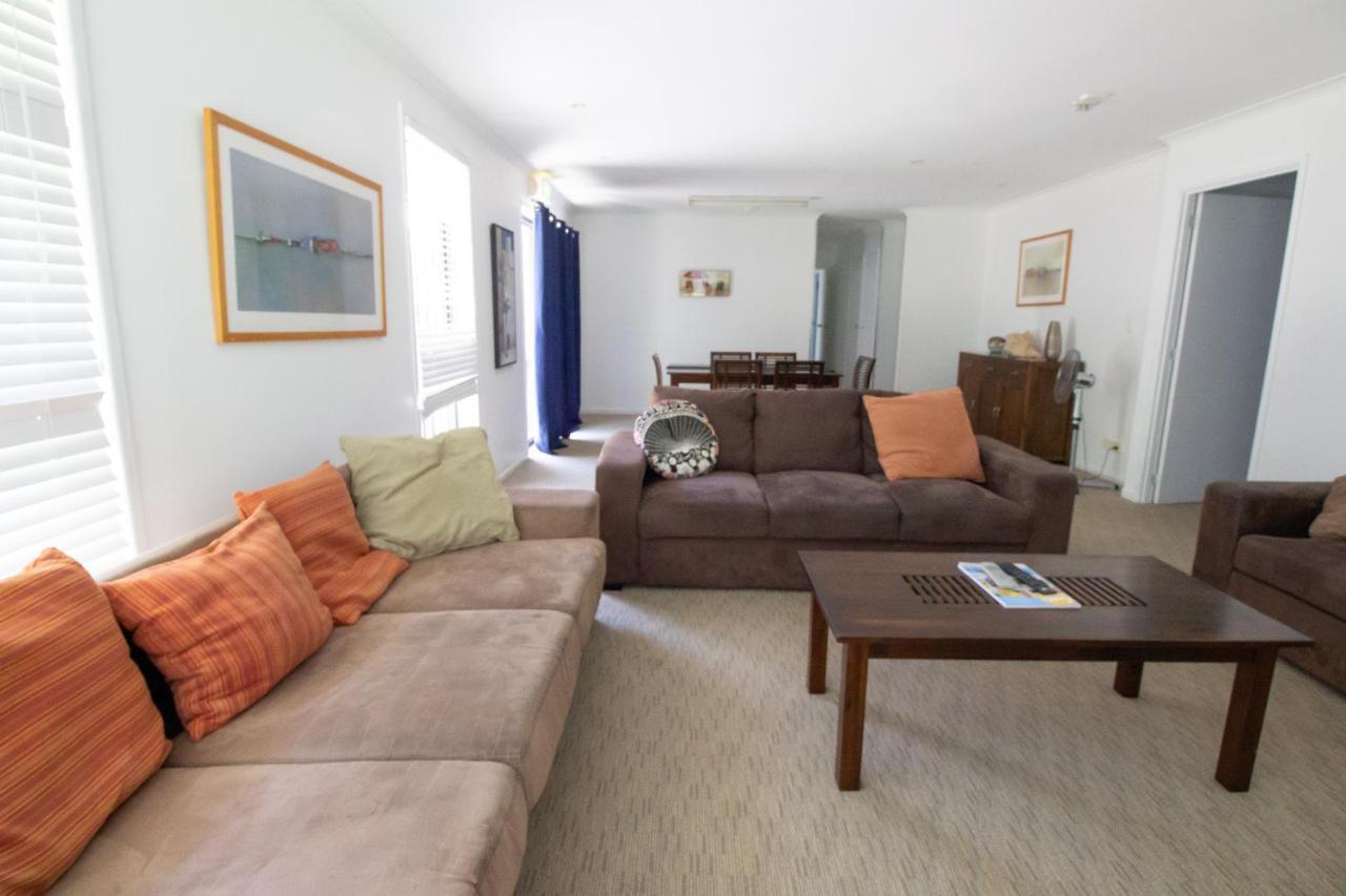 Caloundra Central Apartment Hotel Official Eksteriør bilde